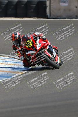 media/Sep-21-2025-TrackDaz (Sun) [[277c75b276]]/A Group/2pm (Turn 6)/